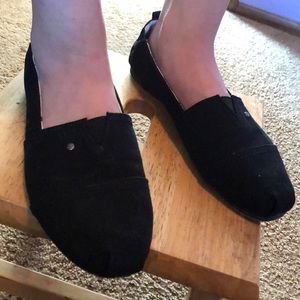 Black flats
